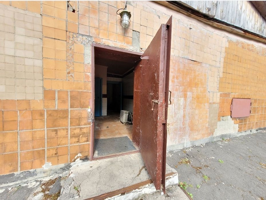 Продам! Виробничу базу,(ковбасний цех) 58сот, 530м2!