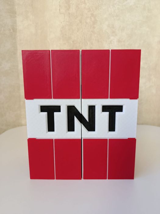 Стенд шафа‼️TNT Майнкрафт для фігурок Кіндер. Minecraft Kinder