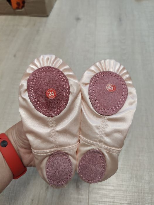 Святкова, нарядна сукня 86-92см і балетки/чешки 24розмір 15 см устілка