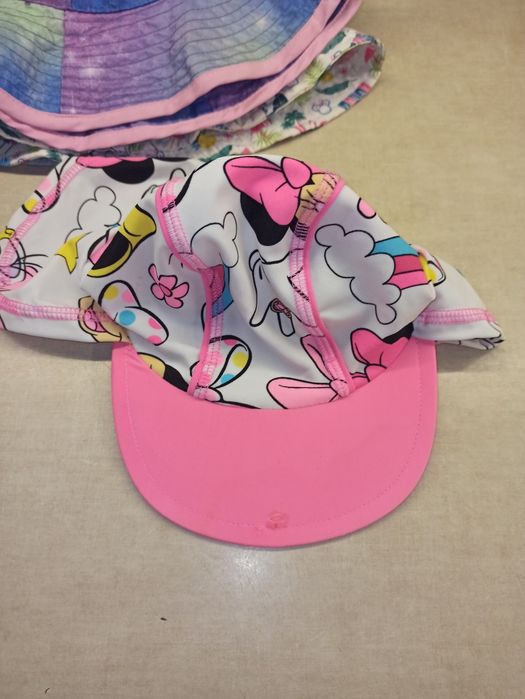 Zestaw 4szt czapek dziewczynka 98-104