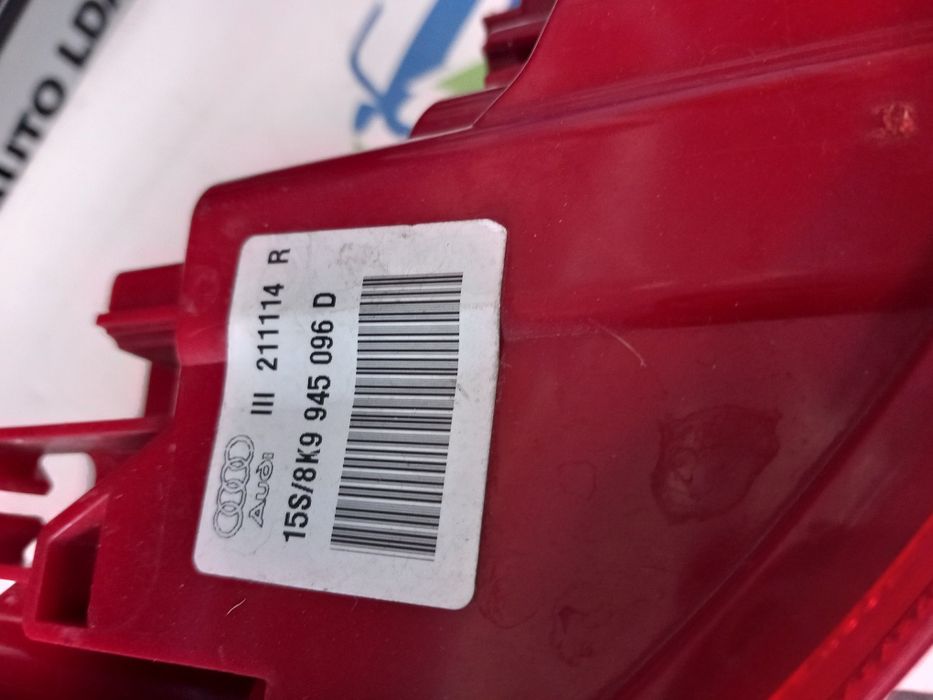 Farolim direito Audi A4