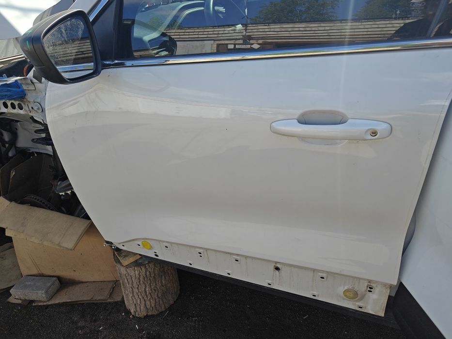Двері Ford Escape mk4 20-