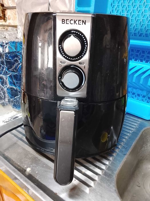 Vendo air fryer usada poucas vezes