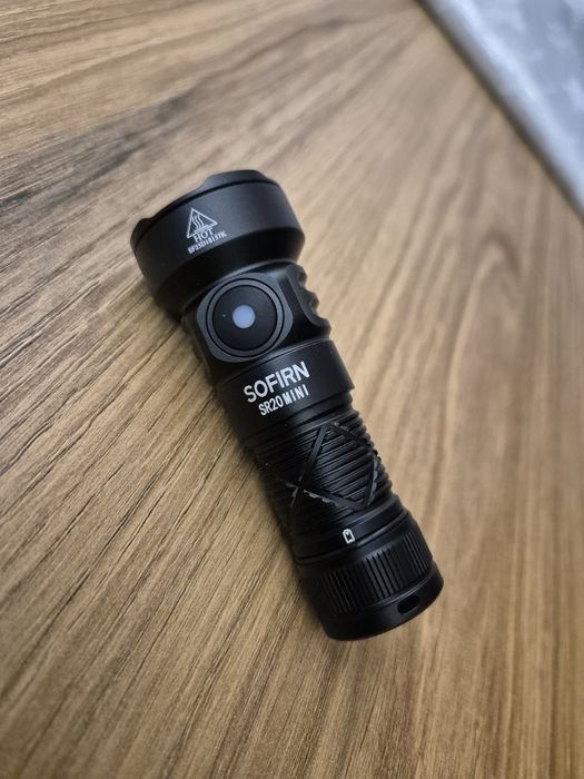 SOFIRN SR20 MINI nowa EDC 1200 lumen