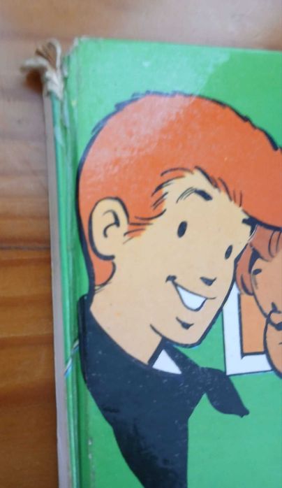 BD Chick Bill – O inocente da aldeia / O cowboy de ferro