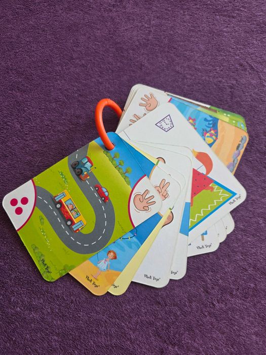 Розвиваючі картки на кільці. Розумні картки. Картки для розвитку.