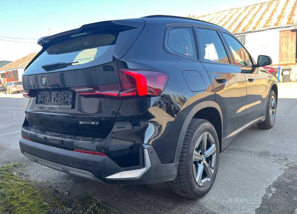Бампер передній / задій BMW X1 U11 M-Pakiet розборка запчастини БМВ х1 ю11 шрот М пакет