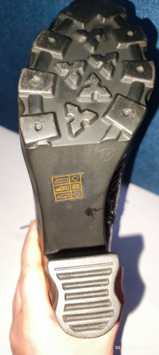 Женские демисезонные ботиночки