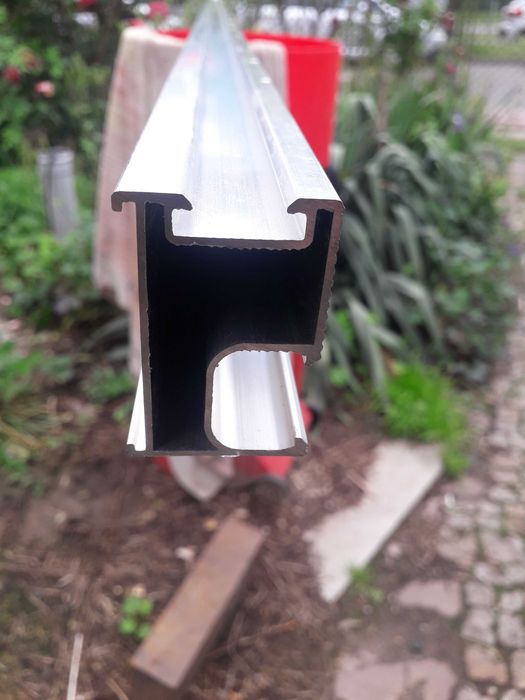 Profile aluminiowe PV 30x50 mm, 238 cm.
