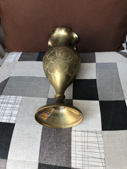 Roupeiro Ikea, Jarra 30cm porcelana Belle Époque e outros