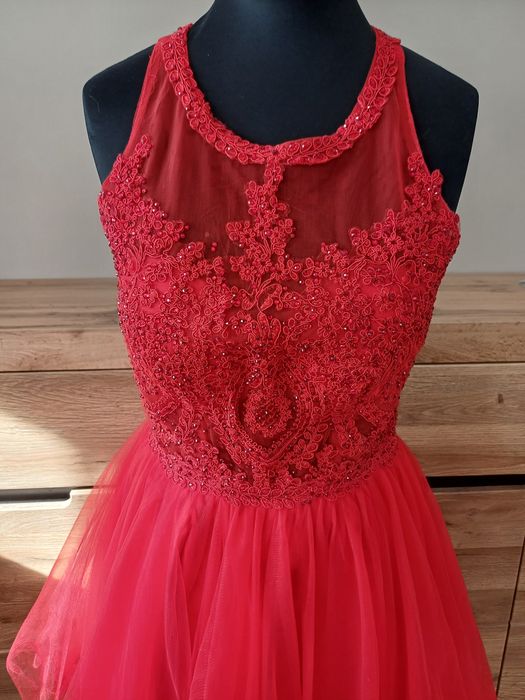 Sukienka czerwona  Rozm M tiulowa koronka