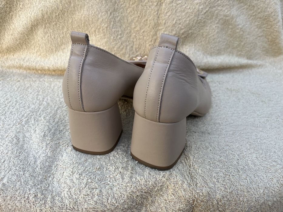 Buty damskie skorzane 38 czółenka