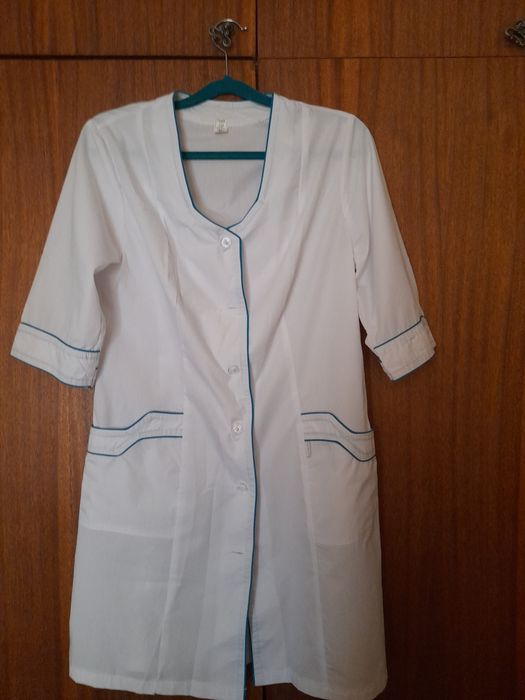 Медичний халат жіночий