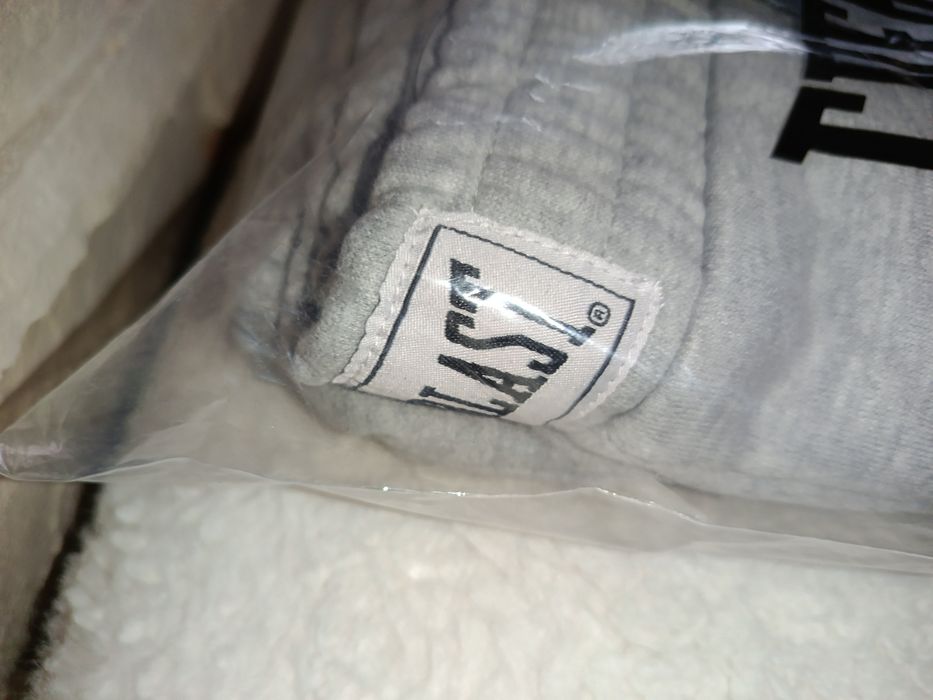 Nowe ciepłe zimowe spodnie dresowe Everlast joggery XL szare