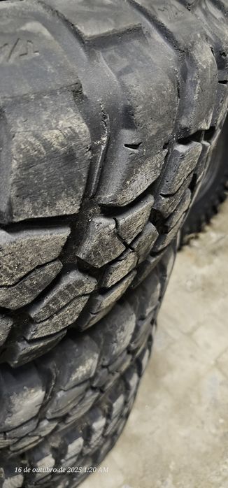 Pneus BF km2 37x12.5x17