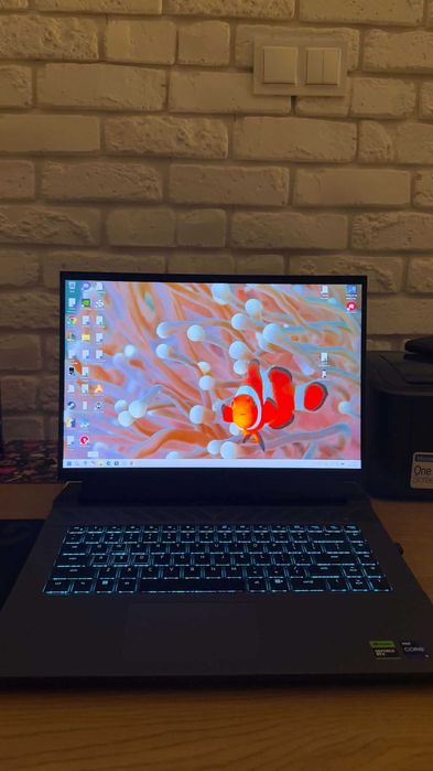Laptop Dell G16 7630 --- intel core i i-9 13900HX  Nvidia GeForce 4070, 32gb, 240Hz