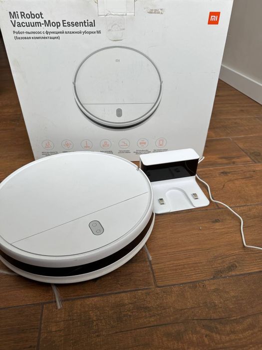 Робот-пилосос Xiaomi Mi Robot Vacuum-Mop Essential (Миючий)