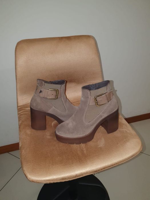 Botas beje manuel alvez
