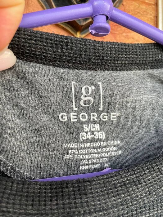 Светр від George