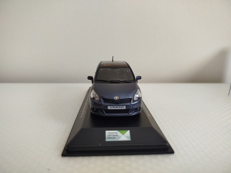 Miniatura Toyota Verso 1/43 Nova