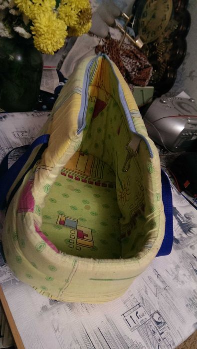 Собачья сумка -переноска в хорошем состоянии