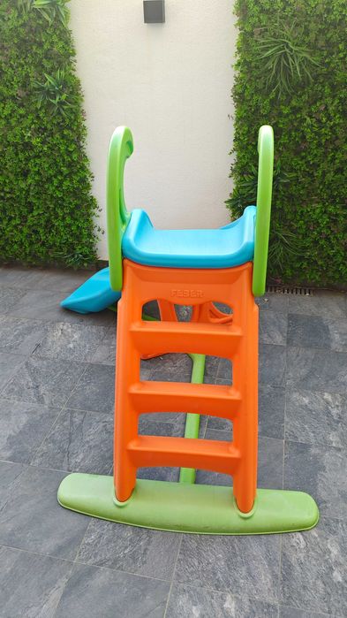 Escorrega Feber Slide Curve
