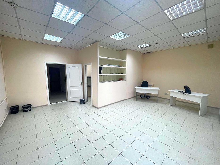 Продам офіс 54м2, нежітловий фонд, окремий вхід