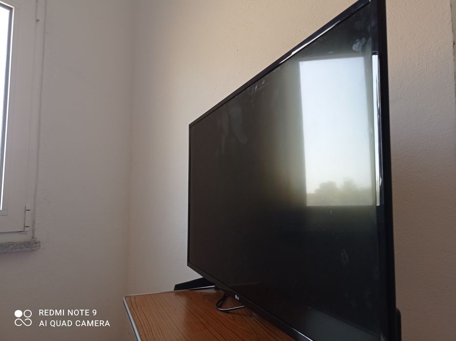Vendo uma Televisão LG 43 pol