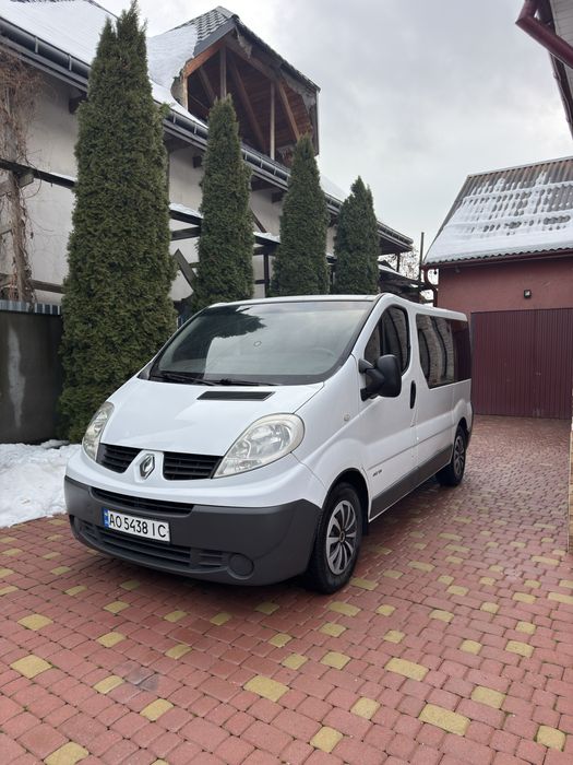 Renault Trafic 2.0 дизель 2008 рік