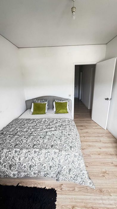 Quarto com cama de casal , disponivel em Santo Antonio dos Cavaleiros