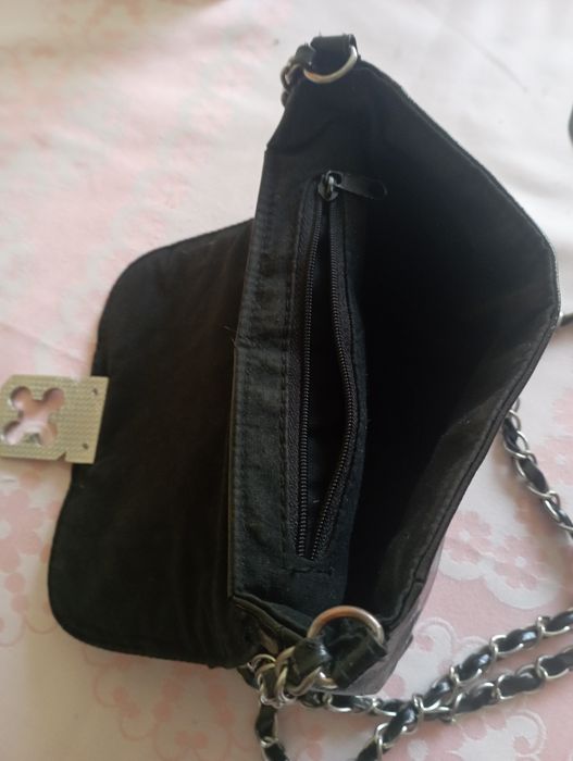 Mała czarna torebka
