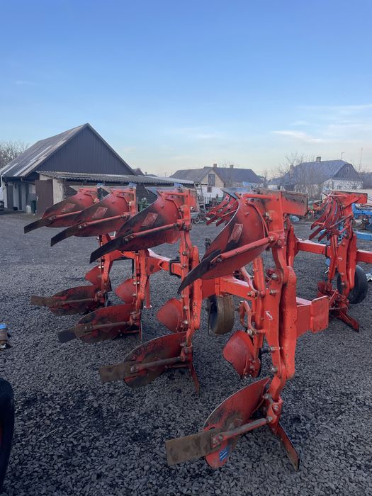 Kuhn standart 3+1 плуг оборотний не lemken kverneland