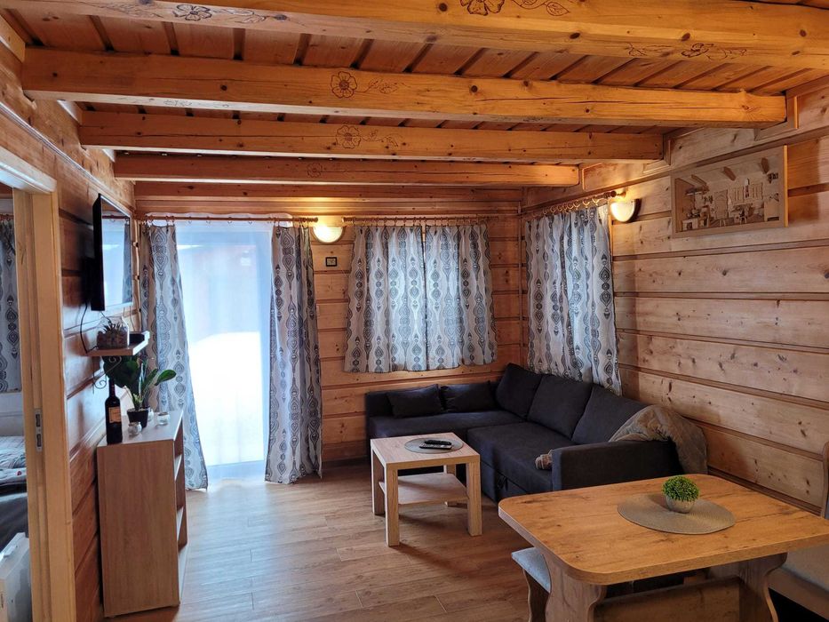 Domek  z balią przy stoku narciarskim Wisła