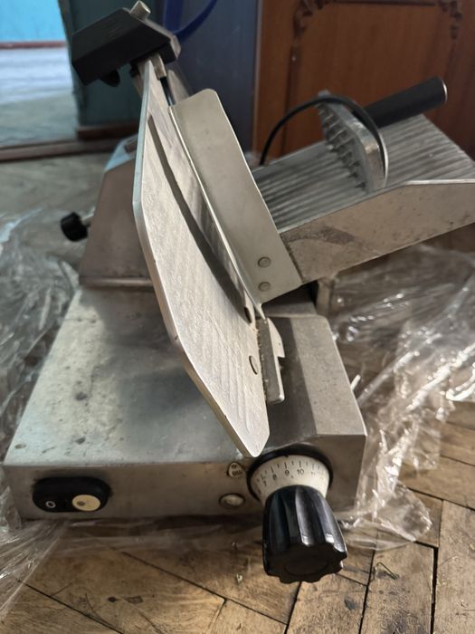 Слайсер професійний Италия