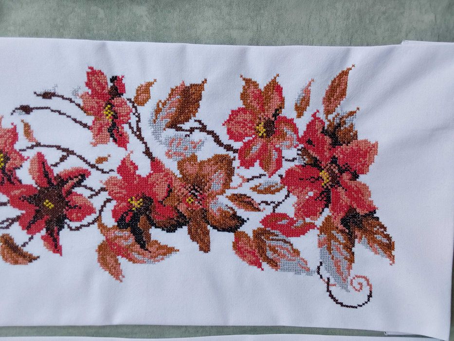 Дуже красива і оригінальна вишиванка (купон)