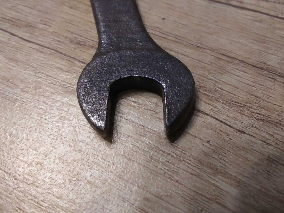 Stary płaski klucz FSO fiat maluch 126p polonez 125p 17 13 mm fsm prl