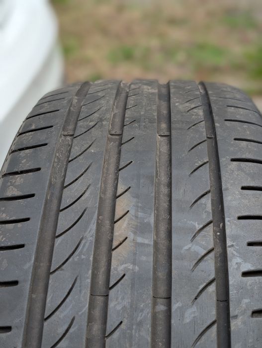 235/45/19 Pirelli Powergy komplet