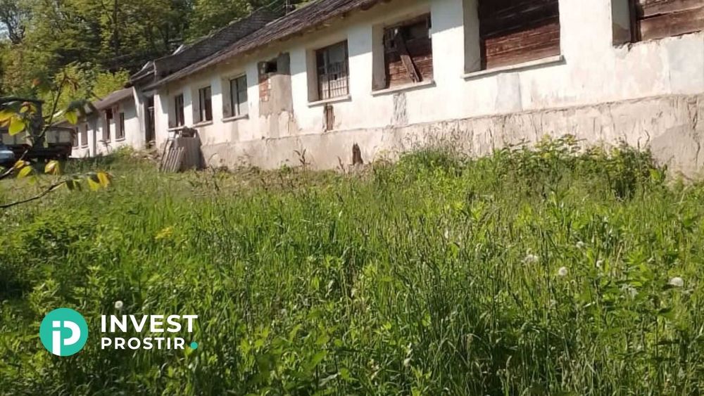 Продається земельна ділянка 1,39 га з фермою на території  Городоцький р-н