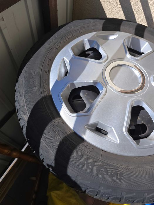 Komplet kół zimowych 195/65 R15 91T– Fulda Kristall Montero + kołpaki
