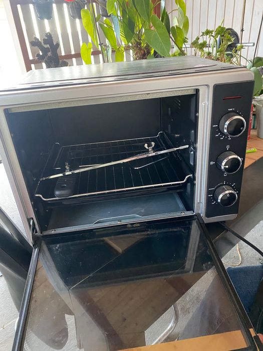 Fogão  elétrico em bom estado