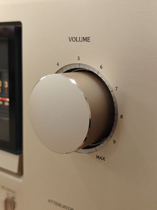 Accuphase E800 - wzmacniacz integra