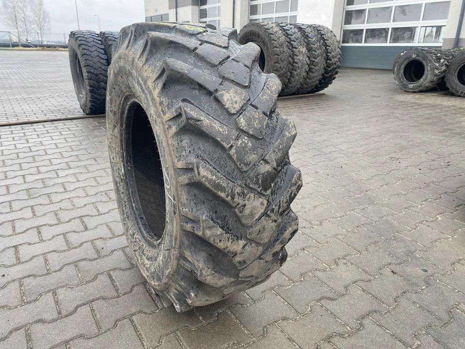 Opona używana przemysłowa 12.5-18, 335/80-18 ALLIANCE MPT