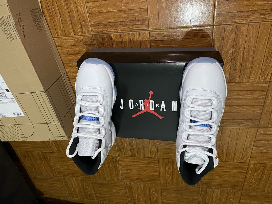 Air Jordan 11 retro legend blue