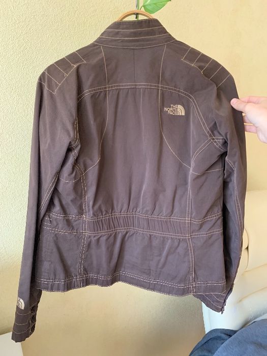 Куртка The North Face, на подкладке, 38 размер
