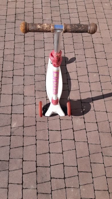 Hulajnoga na 3 kółkach