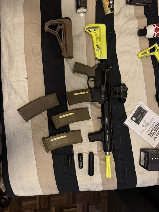 Noveske N4 MWS GEN3 com 4 carregadores