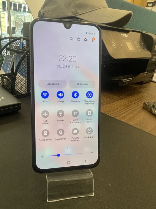 Samsung A40  4/64 GB Android 11