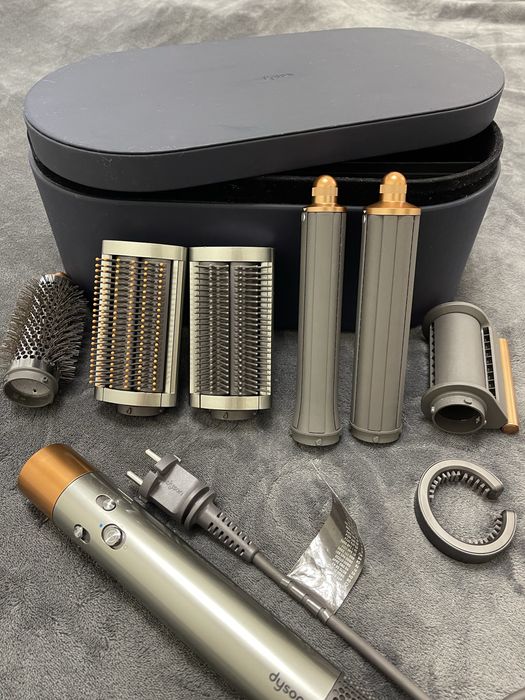 Dyson styler long