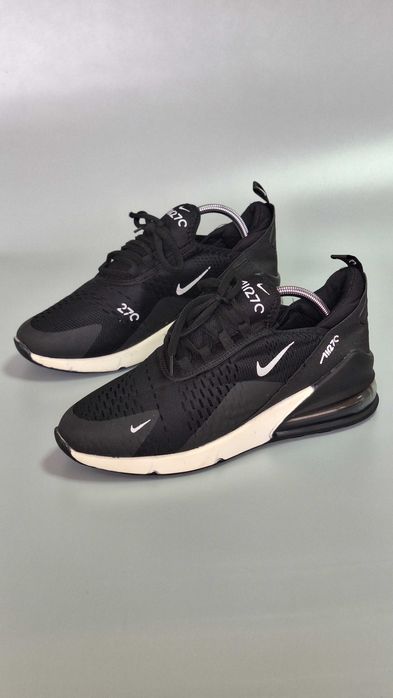 EU 42 / 26,5 см Кросівки Nike Air Max 270 чорні