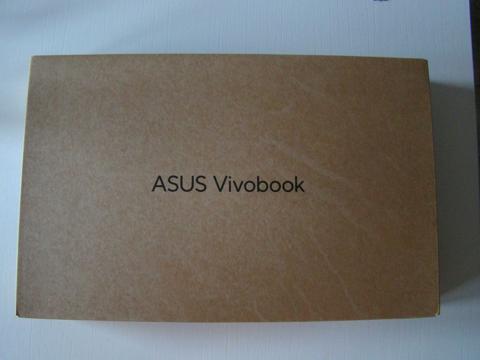 Notebook Asus vvbook 16 X16070QA